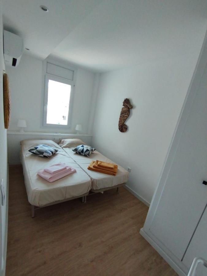 Atico Of 3 Rooms, Total 130M² Just For You With A 60 M² Terrace, Swimming Pool, Mountain And Marina View. Росес Екстер'єр фото