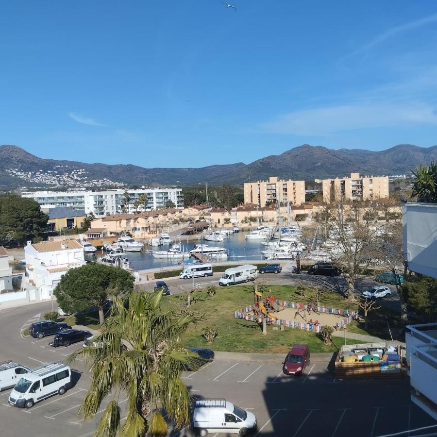 Atico Of 3 Rooms, Total 130M² Just For You With A 60 M² Terrace, Swimming Pool, Mountain And Marina View. Росес Екстер'єр фото